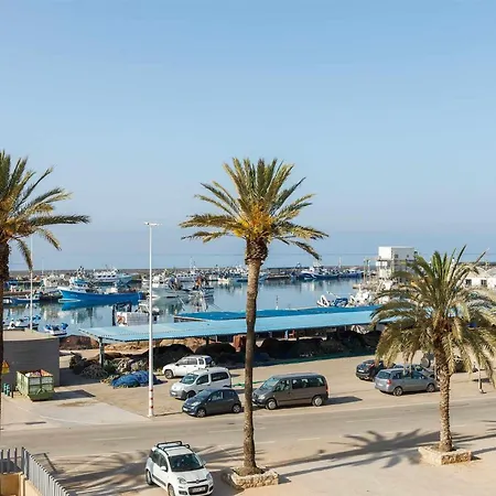 A&n Marina Retreat Caleta De Velez